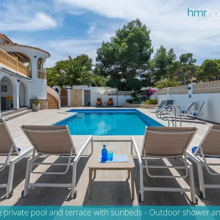 George - Hmr Holidays Villa *
