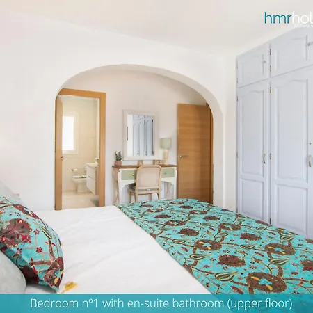 Villa George - Hmr Holidays *