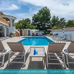 George - Hmr Holidays Villa *